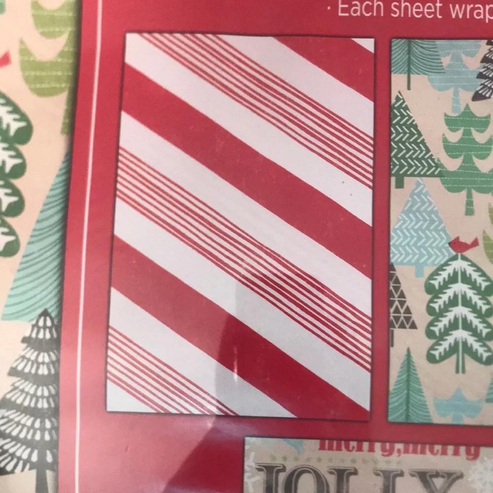 🎄Hallmark Gift Wrap Pad